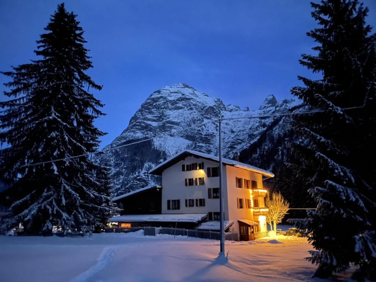 Al Cervo Albergo - Hotel Stabiziane Luaran gambar